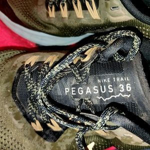 Nike Pegasus 36 women's trail running shoe, size 8.5